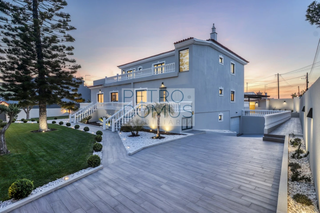 Moradia T7 para Venda em Almancil Foto 75