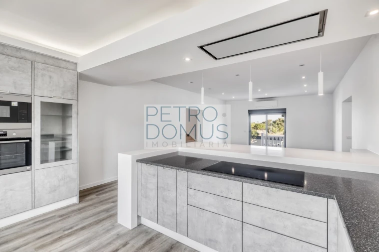 Moradia T7 para Venda em Almancil Foto 18