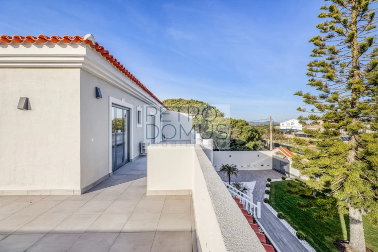 Moradia T7 para Venda em Almancil Foto 45