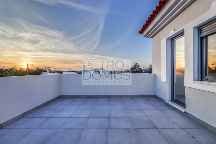 Moradia T7 para Venda em Almancil Foto 71