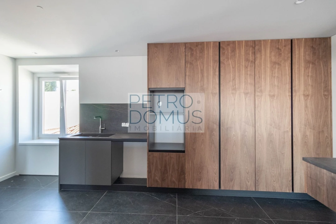 Apartamento T4 para Venda em Leiria, Pousos, Barreira e Cortes Foto 8