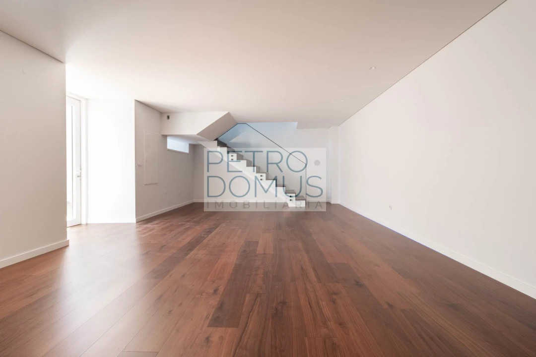 Apartamento T4 para Venda em Leiria, Pousos, Barreira e Cortes Foto 19
