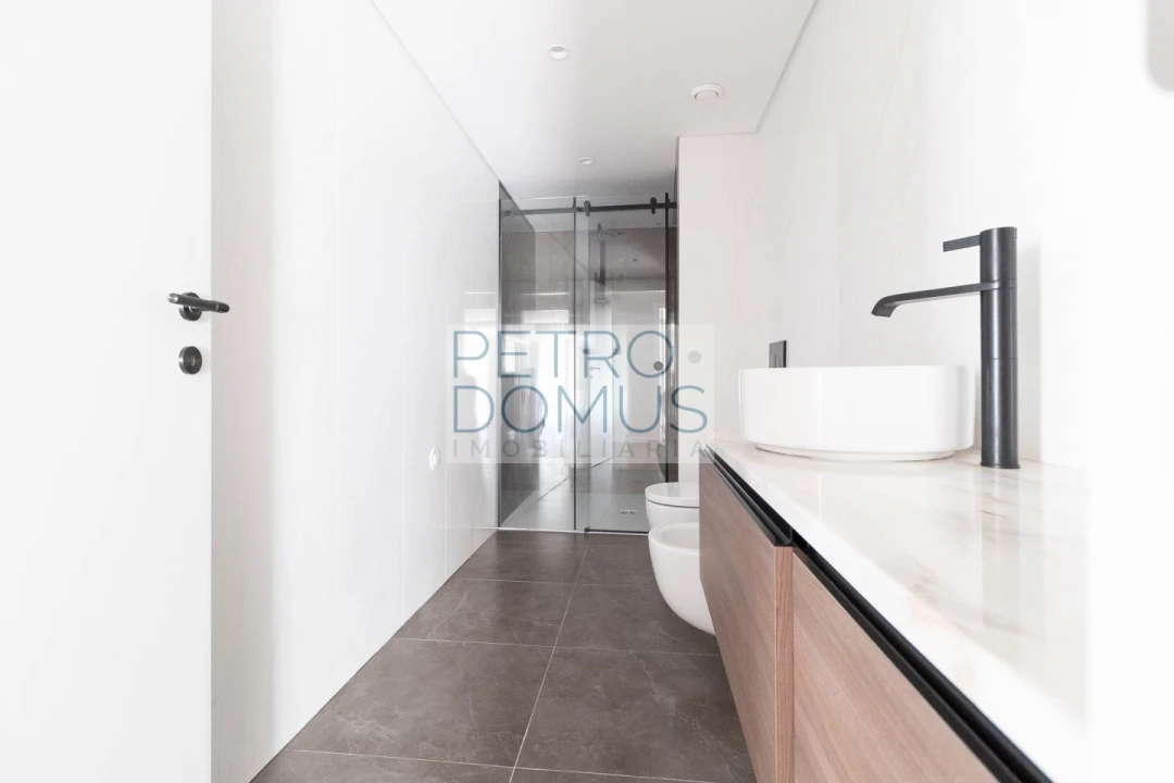 Apartamento T4 para Venda em Leiria, Pousos, Barreira e Cortes Foto 23