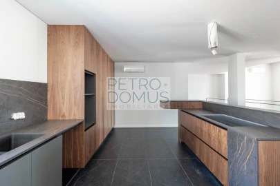 Apartamento T4 para Venda em Leiria, Pousos, Barreira e Cortes