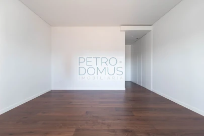 Apartamento T4 para Venda em Leiria, Pousos, Barreira e Cortes