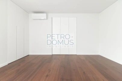 Apartamento T4 para Venda em Leiria, Pousos, Barreira e Cortes