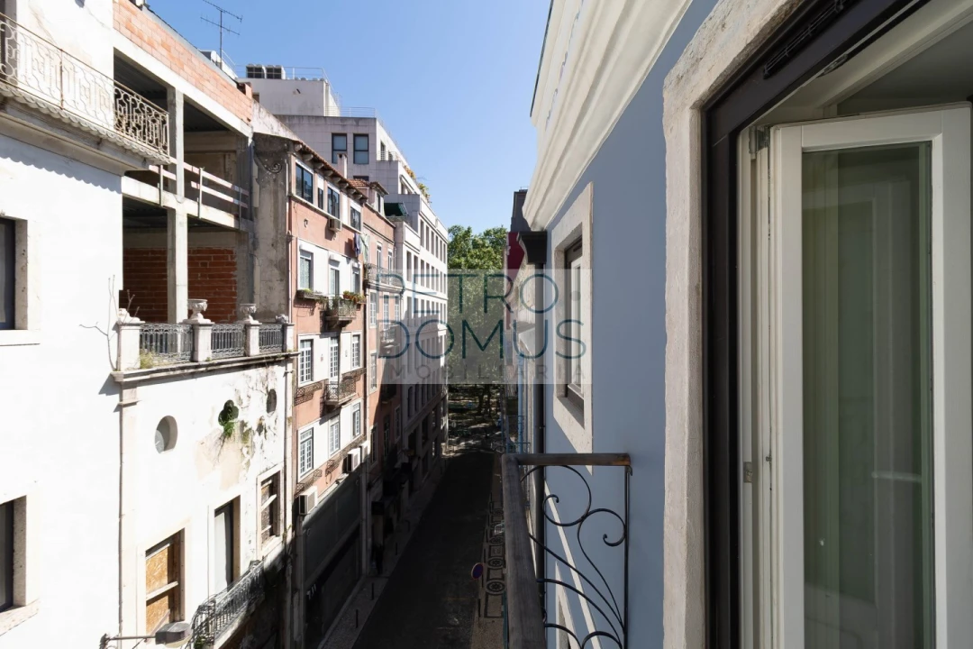 Apartamento T1 para Venda em Santo António Foto 2