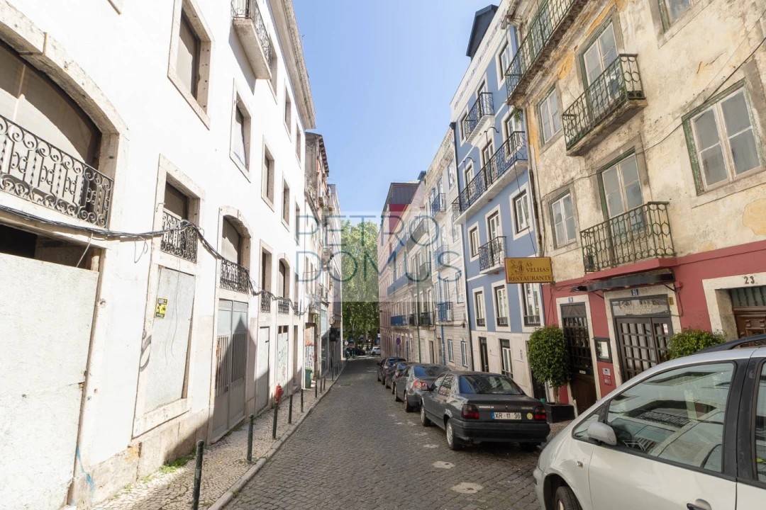 Apartamento T1 para Venda em Santo António Foto 1