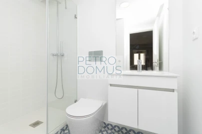 Apartamento T1 para Venda em Santo António