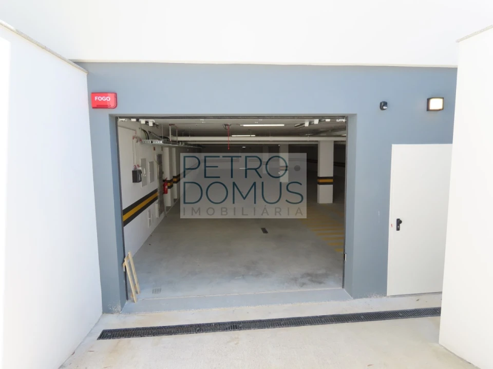 Moradia T4 para Venda em Leiria, Pousos, Barreira e Cortes Foto 13