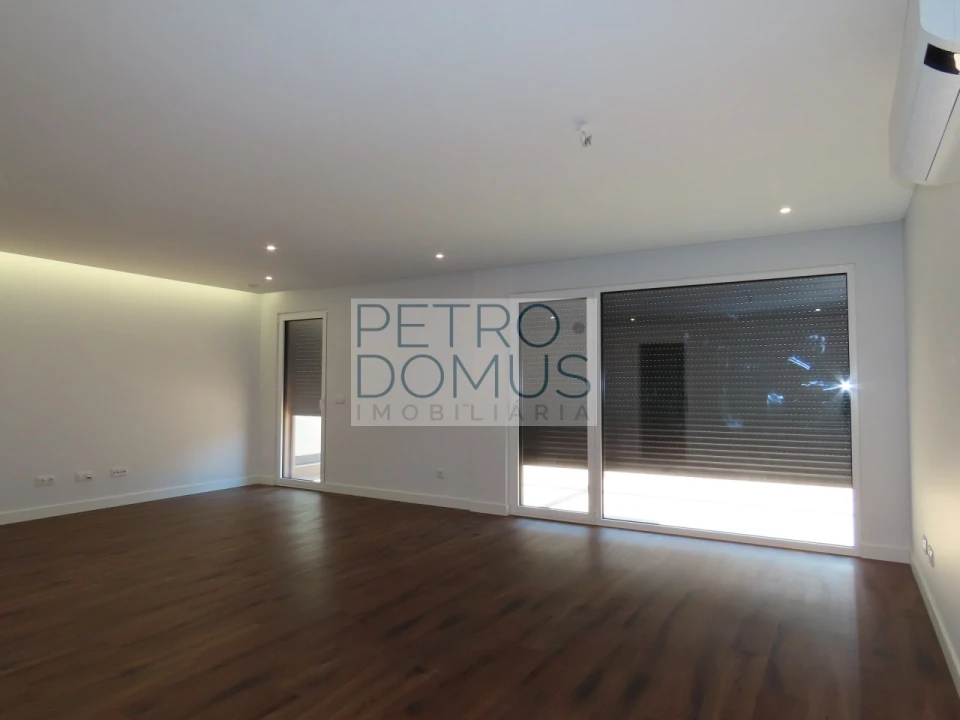 Moradia T4 para Venda em Leiria, Pousos, Barreira e Cortes Foto 25