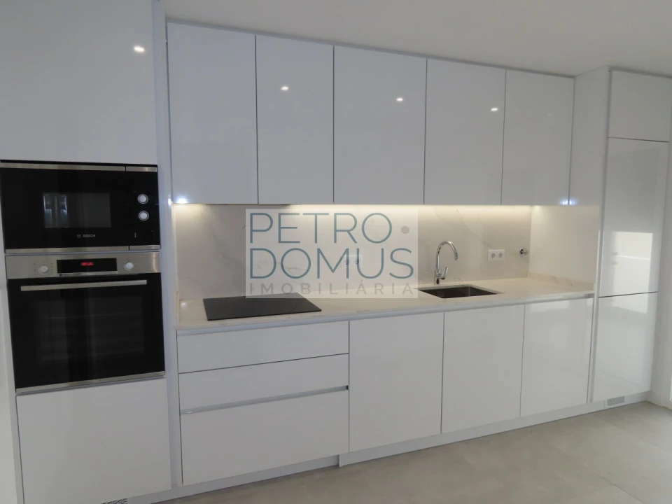 Moradia T4 para Venda em Leiria, Pousos, Barreira e Cortes Foto 29
