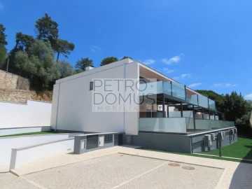 Moradia T4 para Venda em Leiria, Pousos, Barreira e Cortes