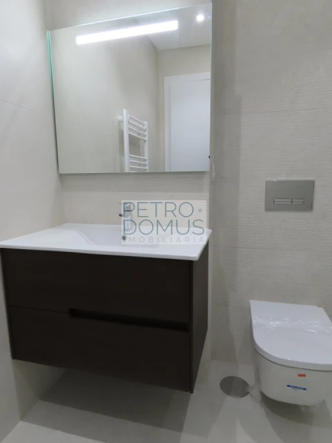 Moradia T4 para Venda em Leiria, Pousos, Barreira e Cortes