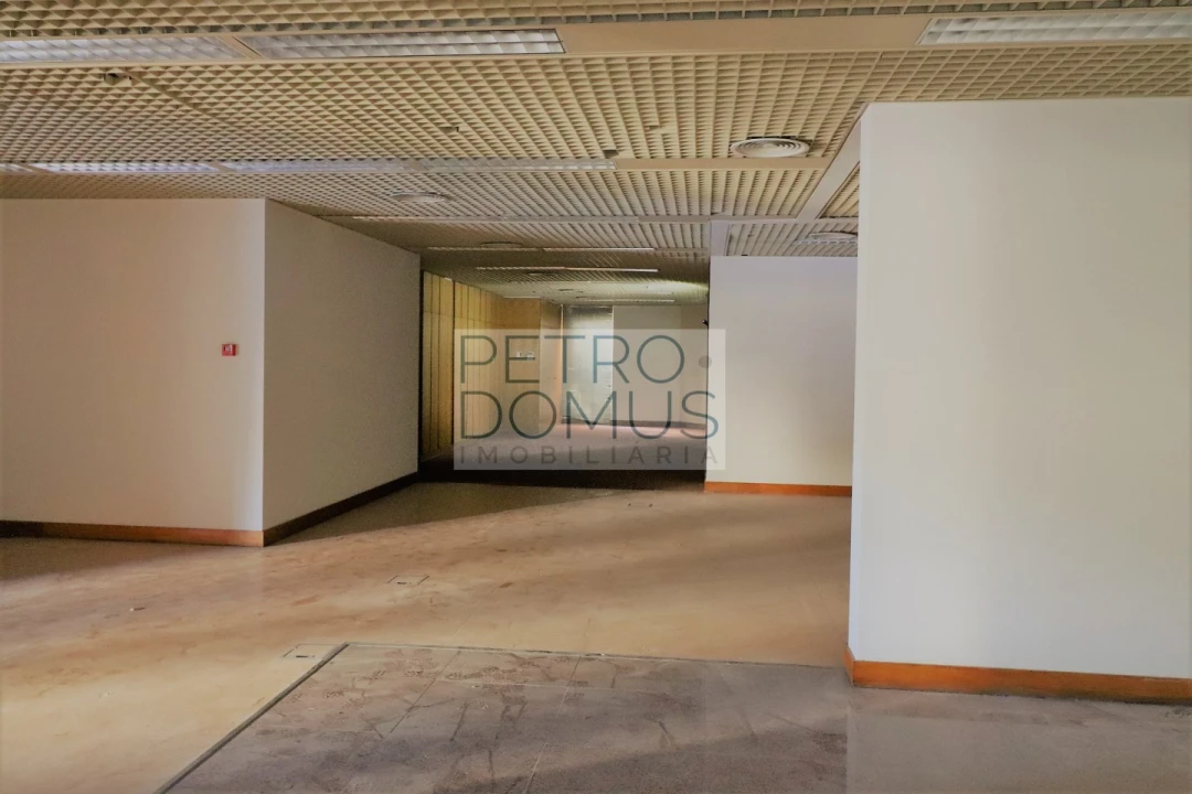 Loja para Venda em Areeiro Foto 3