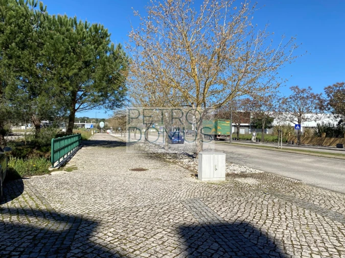 Loja para Arrendamento em Nossa Sra de Fatima Foto 24