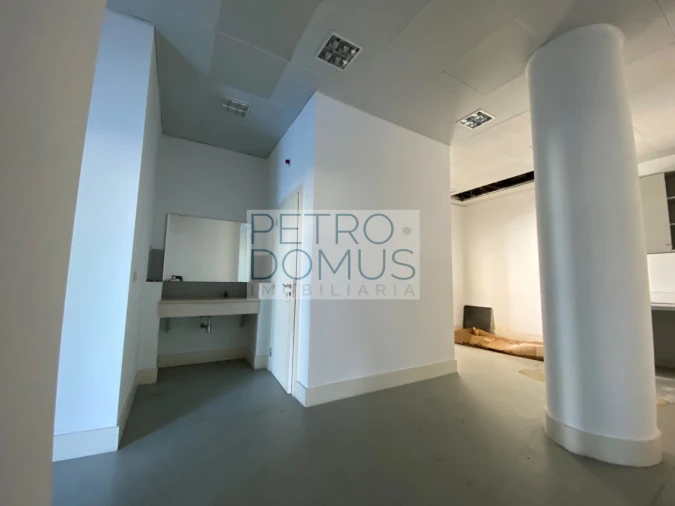 Loja para Arrendamento em Nossa Sra de Fatima Foto 14