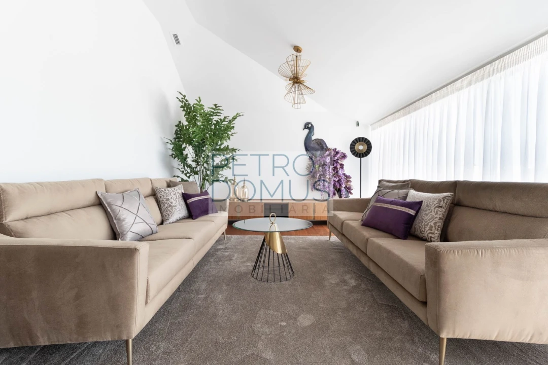 Apartamento T3 para Venda em Leiria, Pousos, Barreira e Cortes Foto 1