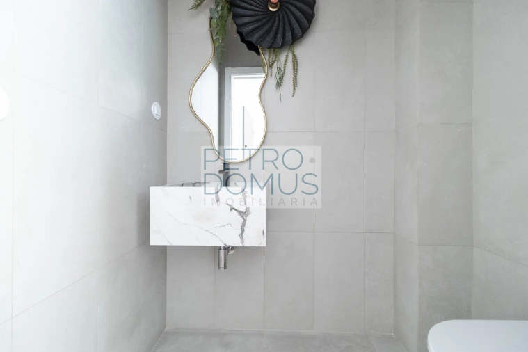 Apartamento T3 para Venda em Leiria, Pousos, Barreira e Cortes Foto 15