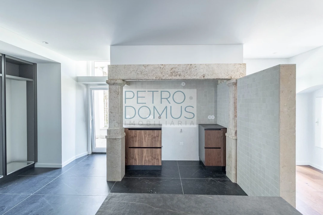 Apartamento T3 para Venda em Leiria, Pousos, Barreira e Cortes Foto 7