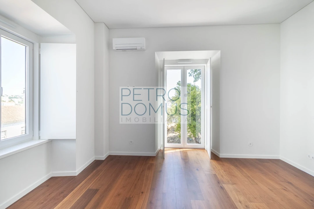 Apartamento T3 para Venda em Leiria, Pousos, Barreira e Cortes Foto 10