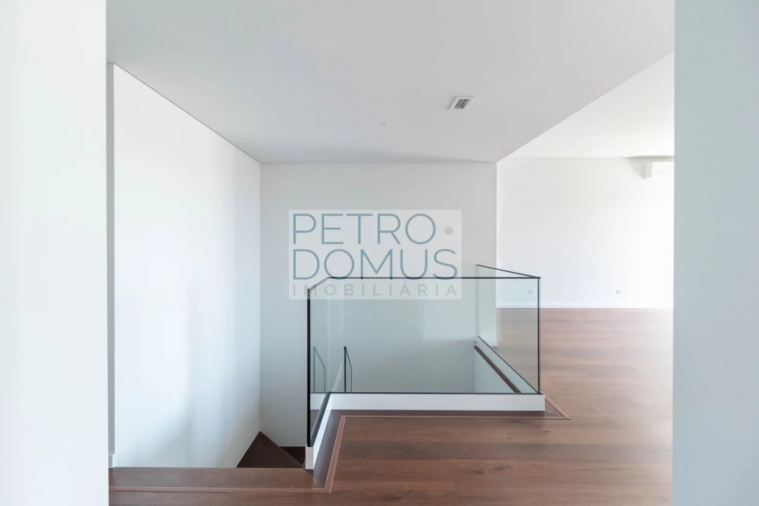 Apartamento T3 para Venda em Leiria, Pousos, Barreira e Cortes Foto 11