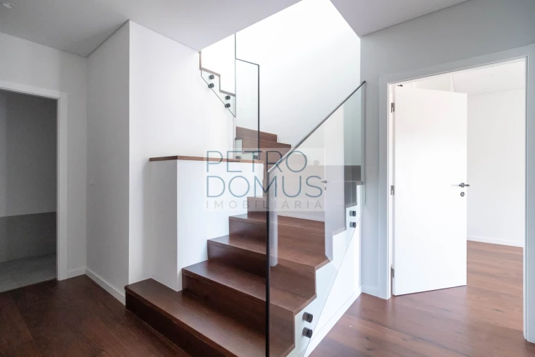 Apartamento T3 para Venda em Leiria, Pousos, Barreira e Cortes Foto 4