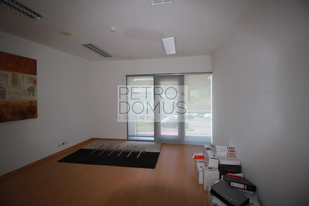 Armazém para Arrendamento em Santa Catarina da Serra e Chainça Foto 11