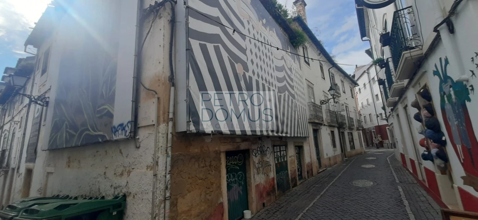 Prédio para Venda em Leiria, Pousos, Barreira e Cortes Foto 4