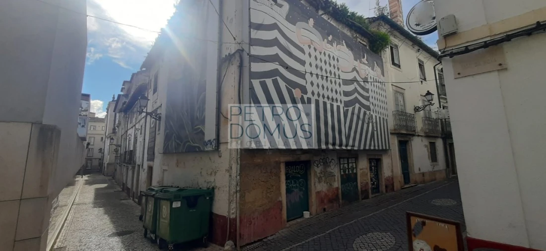 Prédio para Venda em Leiria, Pousos, Barreira e Cortes Foto 7