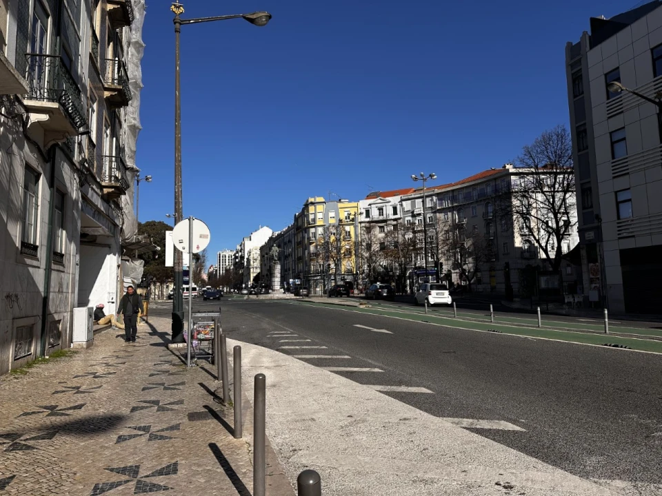 Loja para Arrendamento em Arroios Foto 26