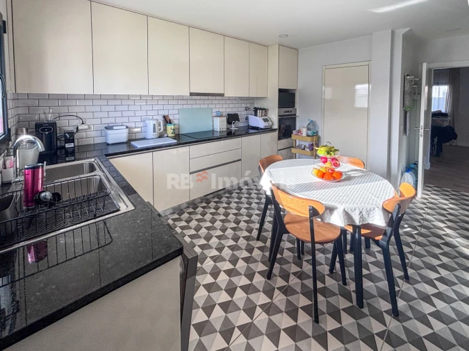 Moradia T4 para Venda em Riachos Foto 3