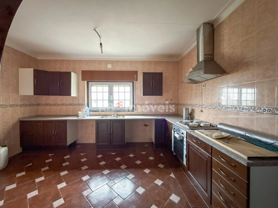 Moradia T6 para Venda em Tramagal Foto 7