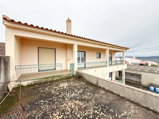 Moradia T6 para Venda em Tramagal Foto 27