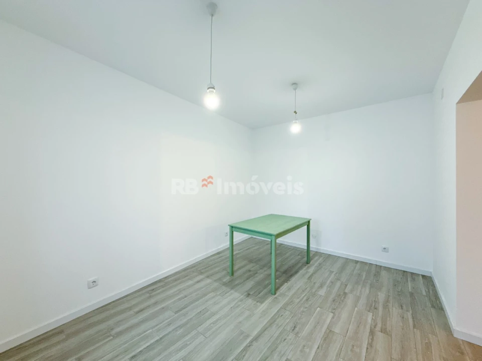 Moradia T2 para Venda em São Pedro de Tomar Foto 17