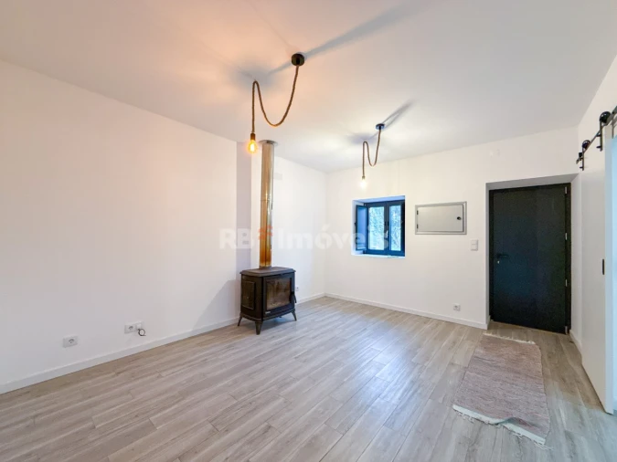 Moradia T2 para Venda em São Pedro de Tomar Foto 9