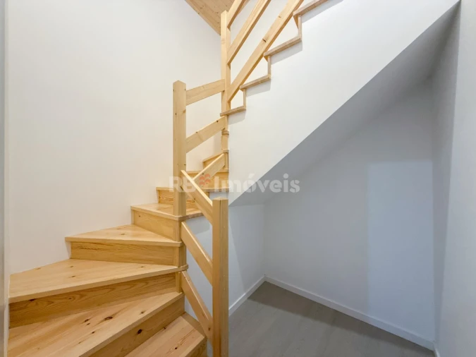 Moradia T2 para Venda em São Pedro de Tomar Foto 32