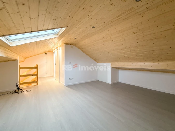 Moradia T2 para Venda em São Pedro de Tomar Foto 40