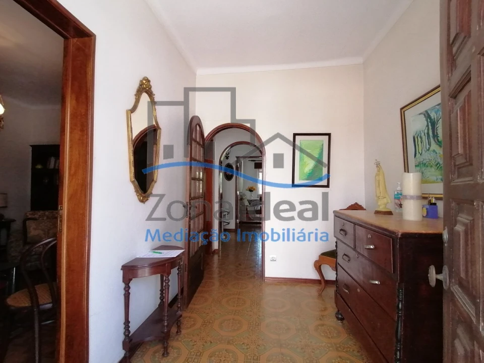 Moradia T5 para Venda em Carregado e Cadafais Foto 11