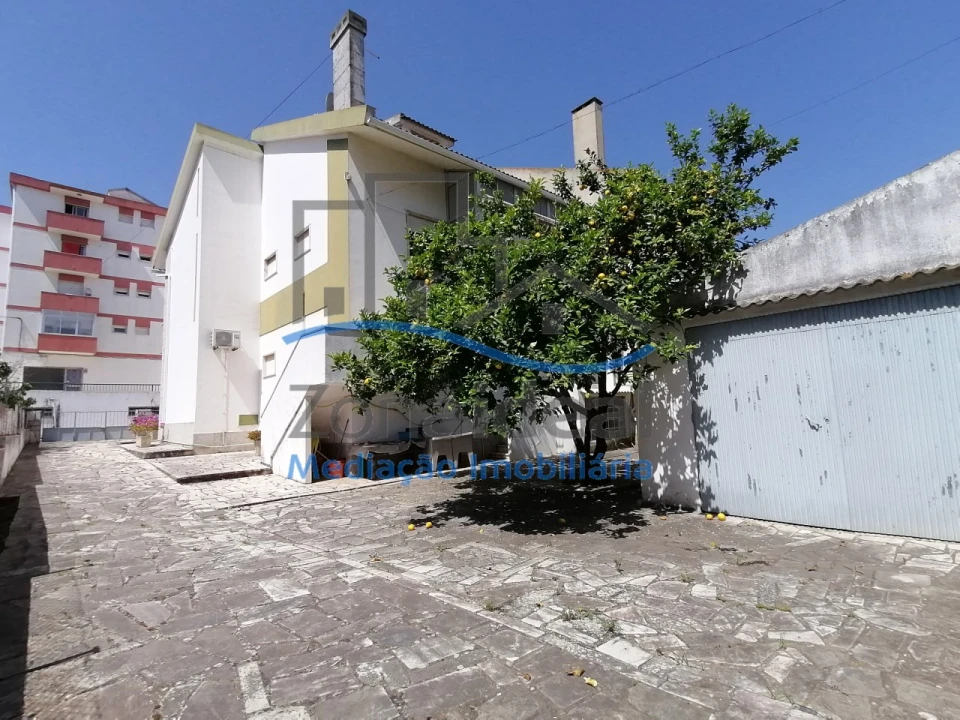 Moradia T5 para Venda em Carregado e Cadafais Foto 21