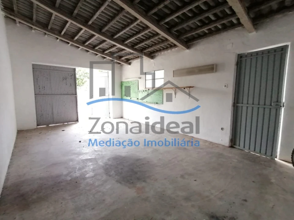 Moradia T5 para Venda em Carregado e Cadafais Foto 24