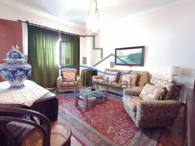 Moradia T5 para Venda em Carregado e Cadafais Foto 6