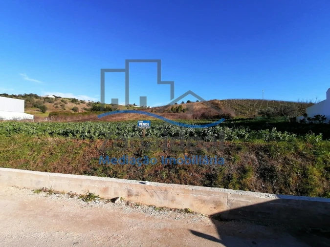 Terreno para Venda em Olhalvo Foto 3