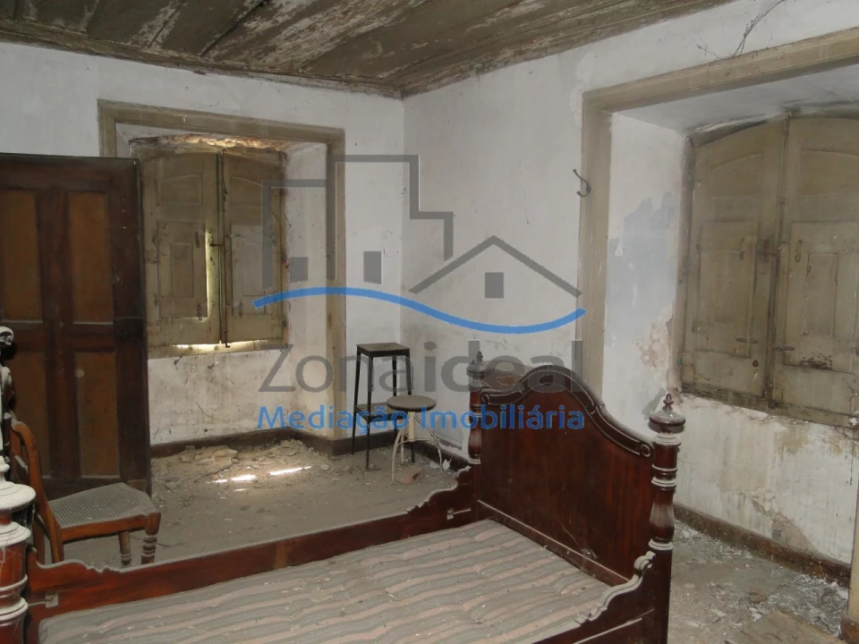 Moradia T16 para Venda em Abrigada e Cabanas de Torres Foto 5