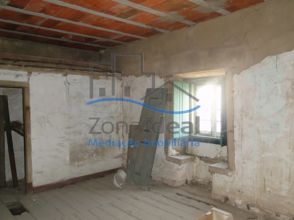 Moradia T16 para Venda em Abrigada e Cabanas de Torres Foto 8