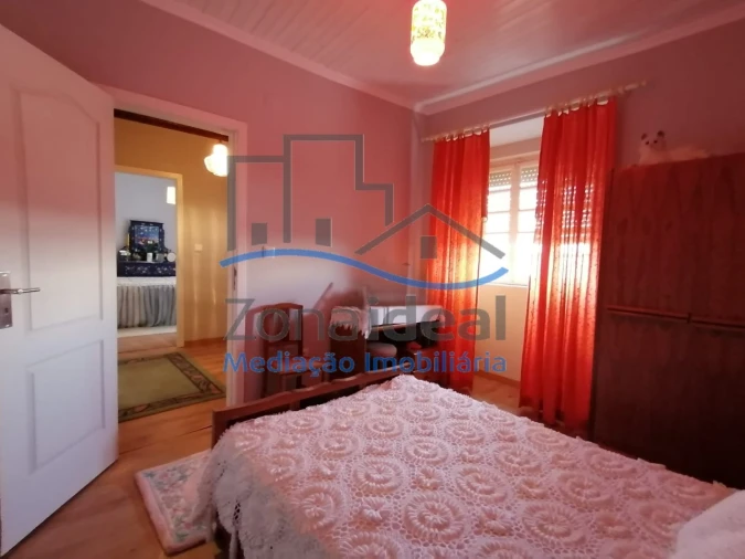 Moradia T5 para Venda em Ventosa Foto 15