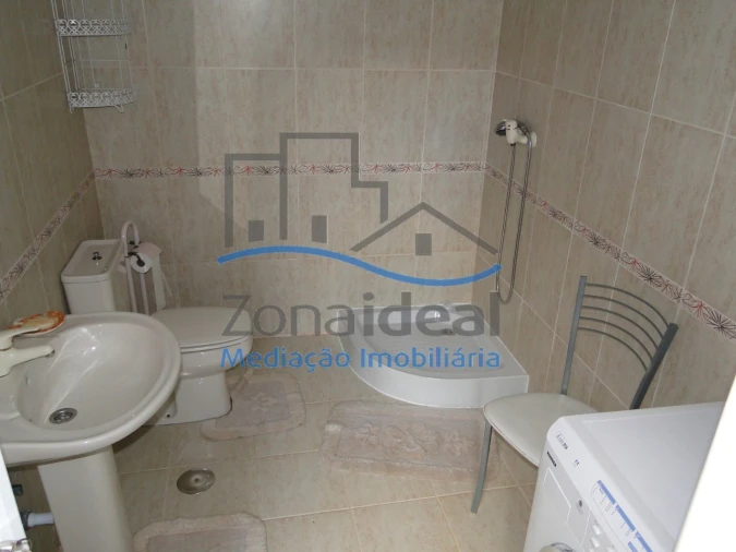 Moradia T5 para Venda em Ventosa Foto 22