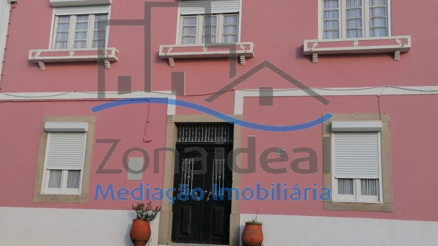 Moradia T5 para Venda em Ventosa