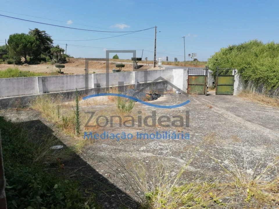 Moradia T3 para Venda em Alenquer (Santo Estêvão e Triana) Foto 43