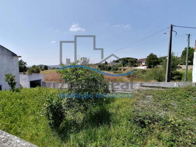 Moradia T3 para Venda em Alenquer (Santo Estêvão e Triana) Foto 7